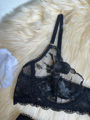 Irresistible Floral Lace Lingerie Set - Todanua Internacional