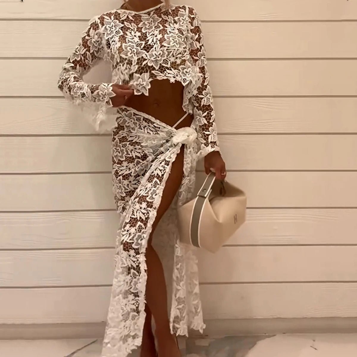 Feel Irresistible: Lingerie Set - Todanua Internacional