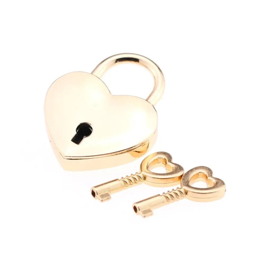 Calisto Collar — Gold Heart Padlock