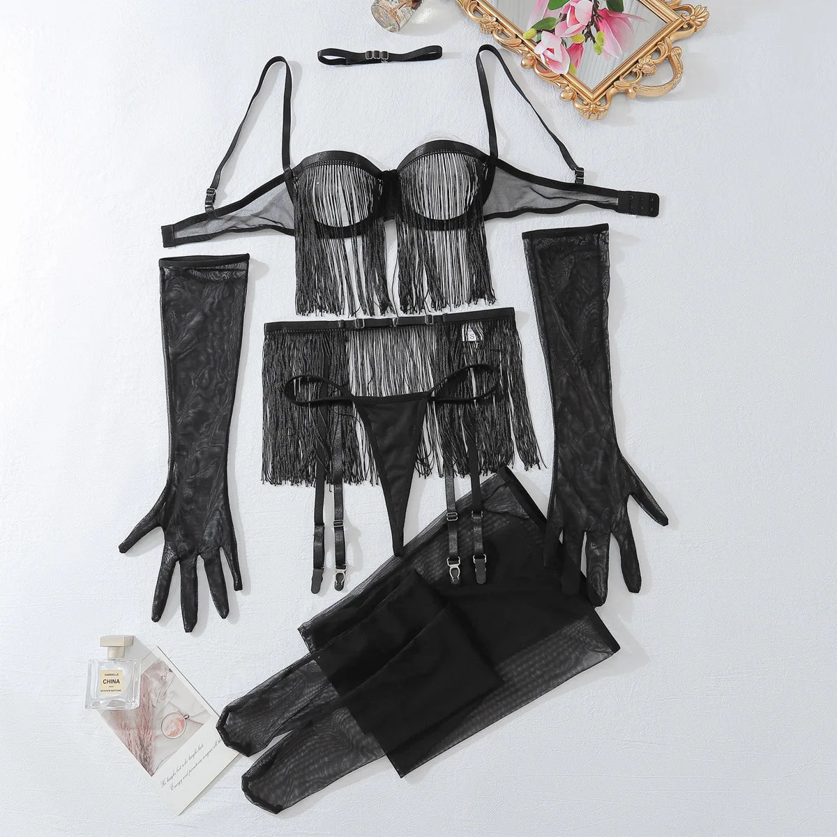 Irresistible Allure: Sensual Tassel Lingerie Set - Todanua Internacional