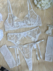 Irresistible Floral Lace Lingerie Set - Todanua Internacional