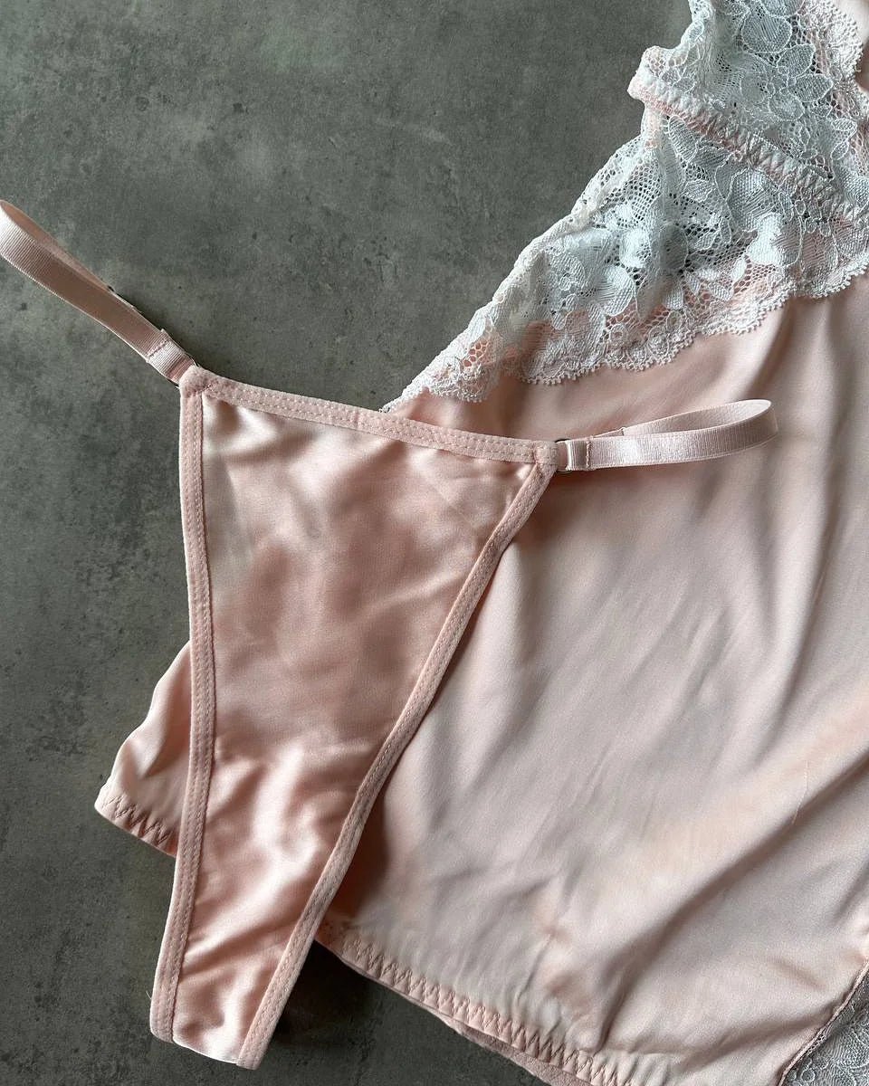 Irresistible Silk & Lace Nightwear for Empowered Women - Todanua Internacional