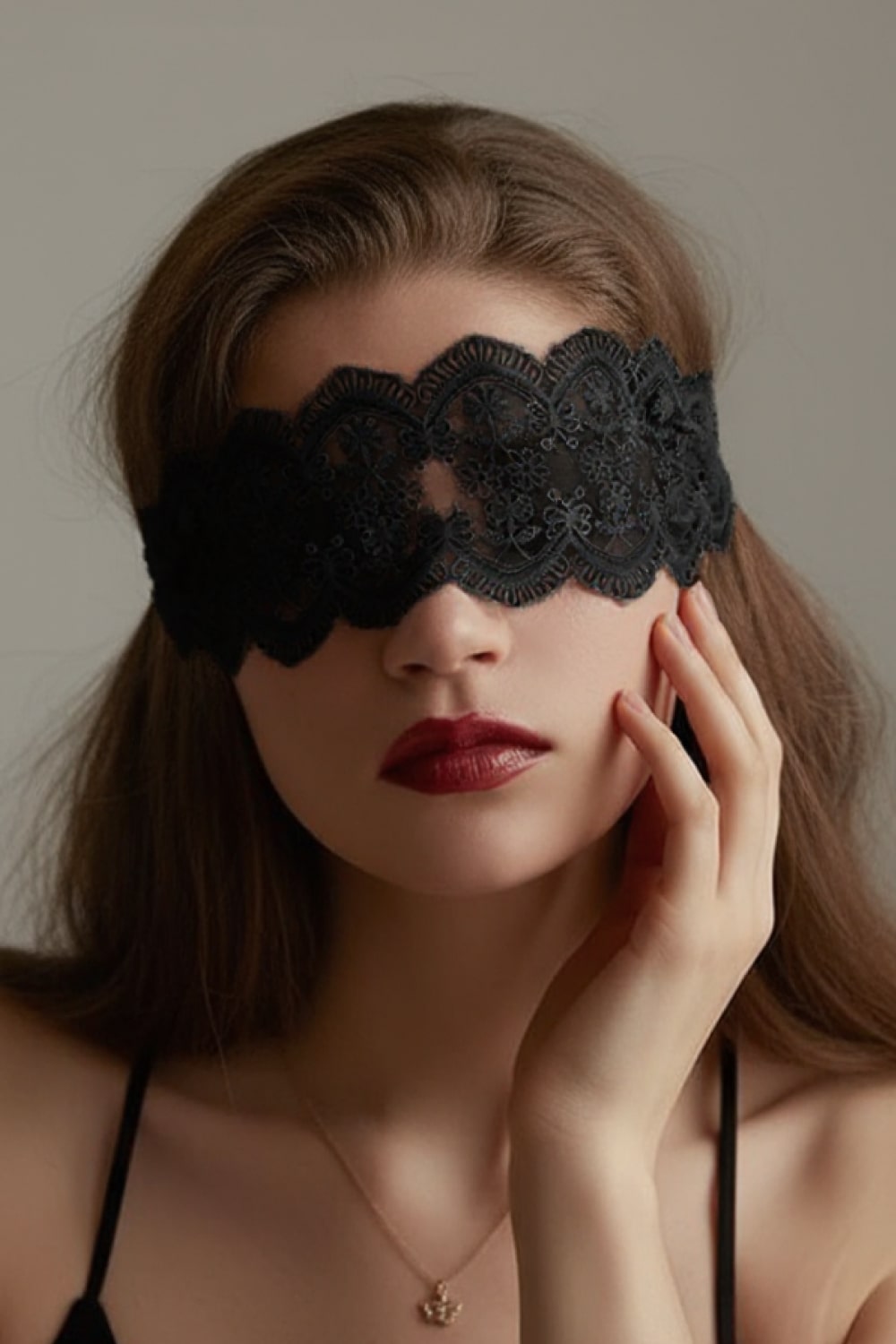 Abigael Lace Blindfold Mask — Floral Boudoir